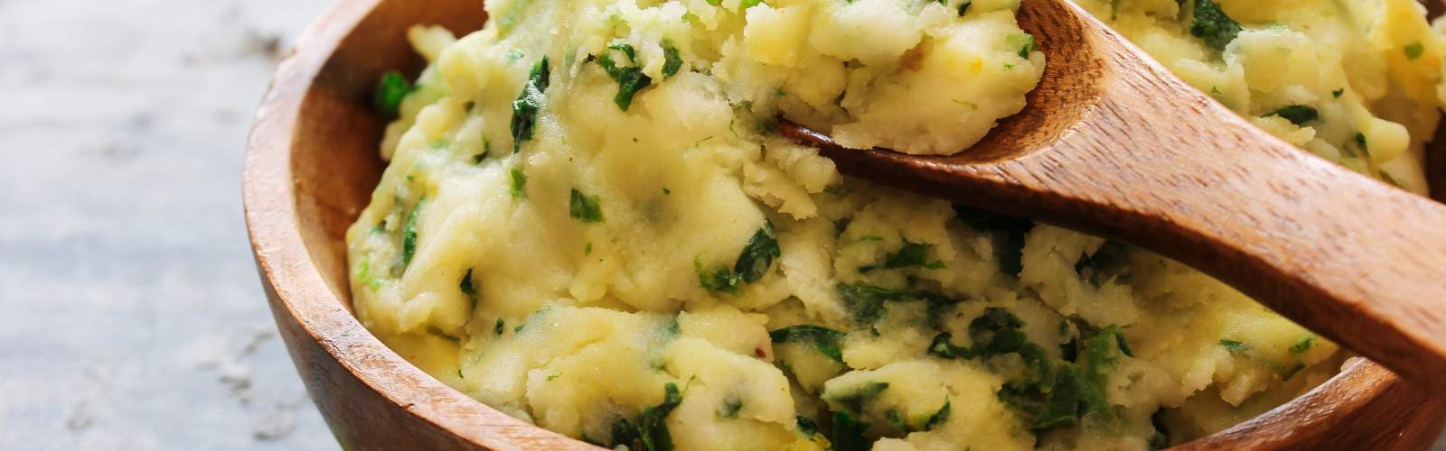 Chessy Spinach Smashed Potatoes