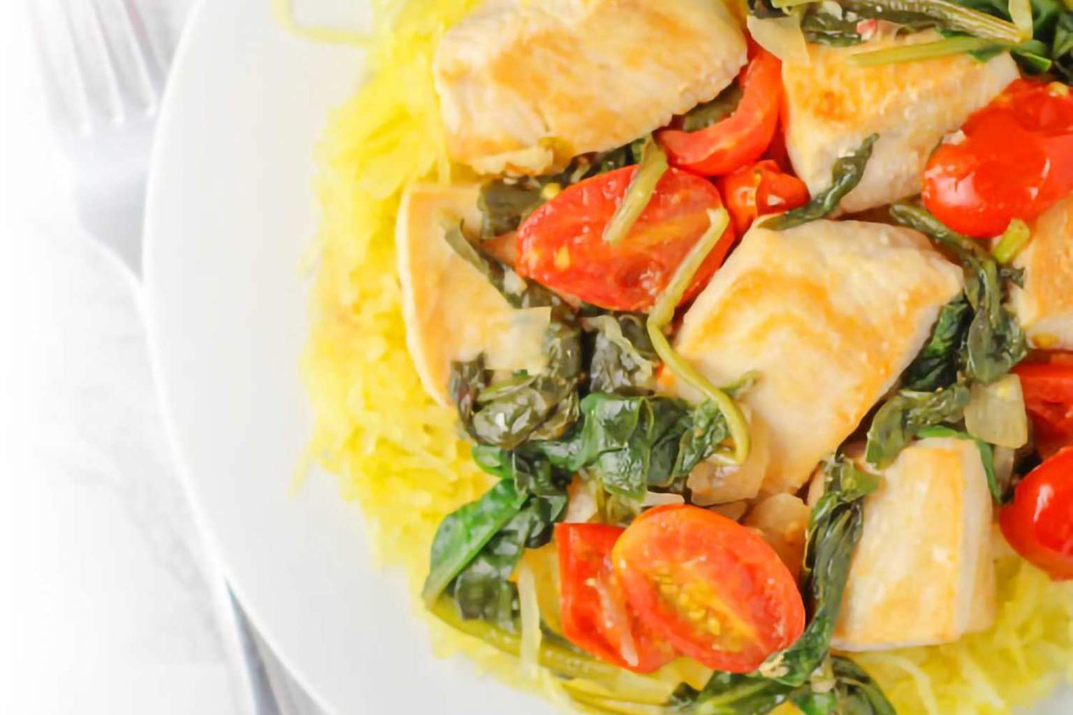 Lemon Chicken Spaghetti Squash with Spinach & Tomatoes | Lean and Green ...
