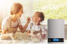 OPTAVIA food scale from Nicewell with mother and daughter
